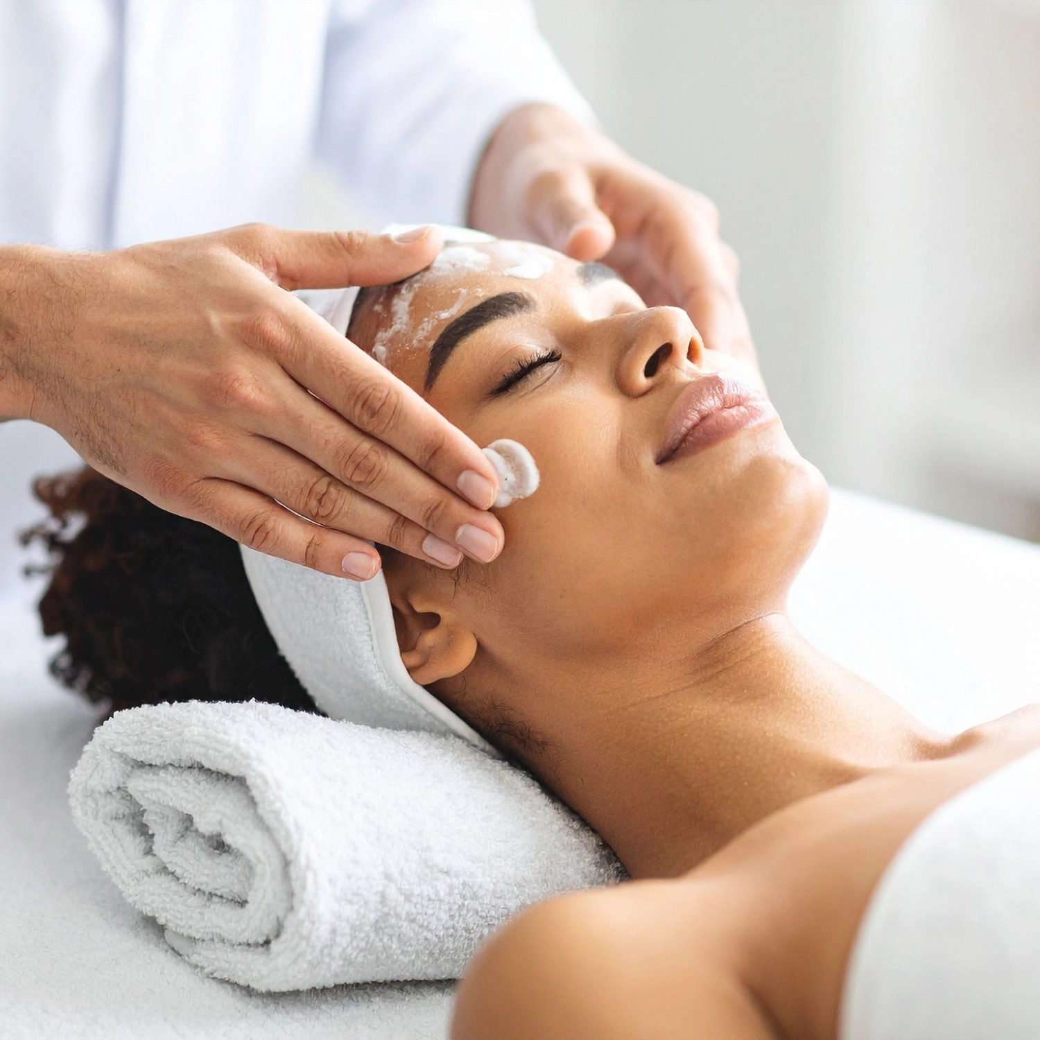 Soins visage & corps soin purifiant visage - Sainte Marie aux Chenes- nuage de beaute - lucie